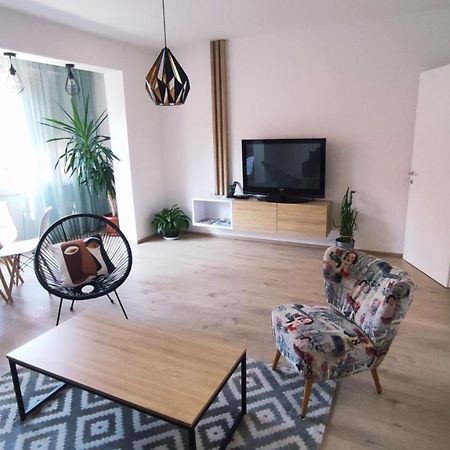 Апартаменты Apartman Lena Тузла Экстерьер фото